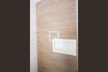 Banheiro de casa para alugar com 1 quarto, 30m² em Parque Maria Helena, São Paulo