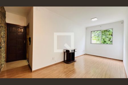 Sala de apartamento para alugar com 2 quartos, 56m² em Jardim Cocaia, Guarulhos