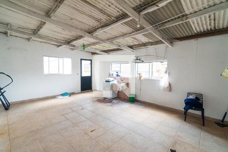 Casa 3 - Lavanderia de casa à venda com 6 quartos, 280m² em Vila Campestre, São Paulo