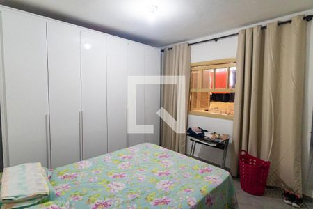 Casa 1 - Quarto 2 de casa à venda com 6 quartos, 280m² em Vila Campestre, São Paulo