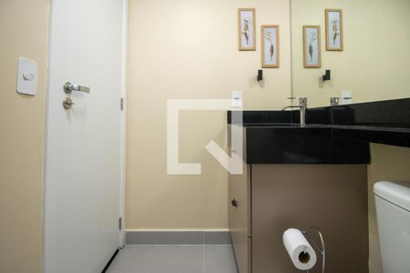Banheiro de apartamento para alugar com 1 quarto, 27m² em Santo Amaro, São Paulo