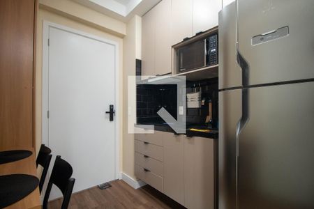 Sala/Quarto/Cozinha de apartamento para alugar com 1 quarto, 27m² em Santo Amaro, São Paulo