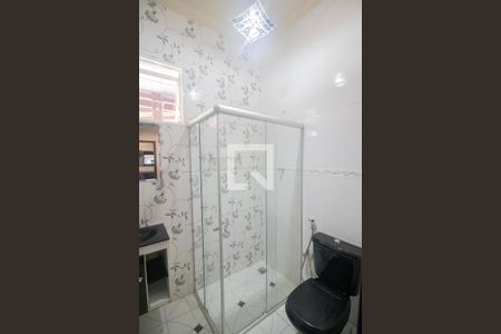 Banheiro da Suíte 2 - Casa 1 de casa à venda com 7 quartos, 634m² em Estâncias Imperiais, Contagem