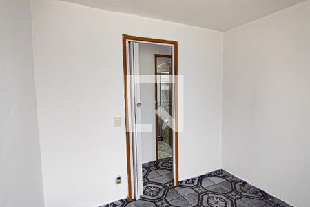Quarto 1 de apartamento para alugar com 2 quartos, 48m² em Taquara, Rio de Janeiro