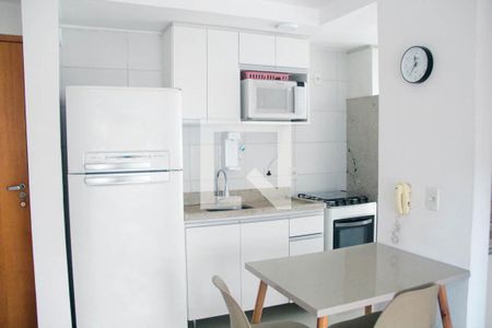 Cozinha de apartamento para alugar com 1 quarto, 40m² em Setor Central, Goiânia