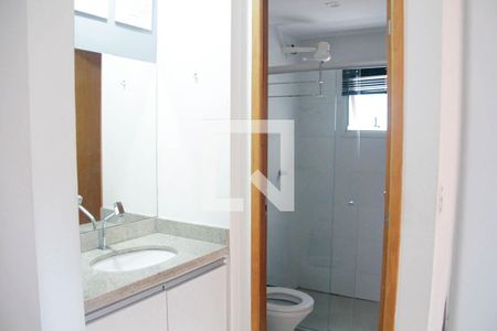 Banheiro de apartamento para alugar com 1 quarto, 40m² em Setor Central, Goiânia