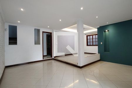 Sala de casa de condomínio para alugar com 4 quartos, 300m² em Jacarepaguá, Rio de Janeiro