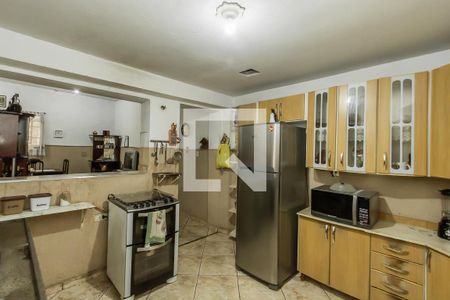 Cozinha de casa à venda com 4 quartos, 220m² em Vila Ponte Rasa, São Paulo