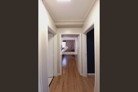 Corredor de apartamento à venda com 3 quartos, 156m² em Jardim Proença, Campinas