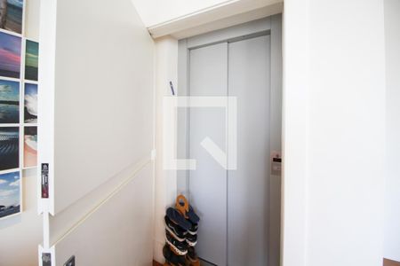 Área comum - Entrada do apartamento de apartamento à venda com 2 quartos, 155m² em Vila Nova Conceição, São Paulo