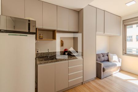 Cozinha de kitnet/studio para alugar com 1 quarto, 27m² em Farroupilha, Porto Alegre