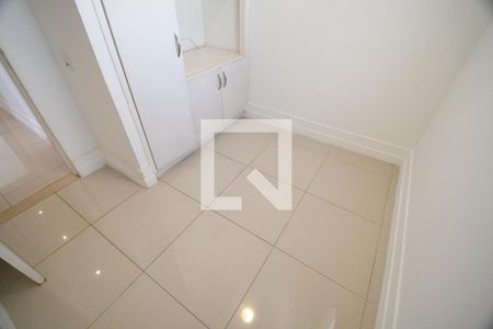 Escritório de apartamento à venda com 3 quartos, 87m² em Cambuí, Campinas