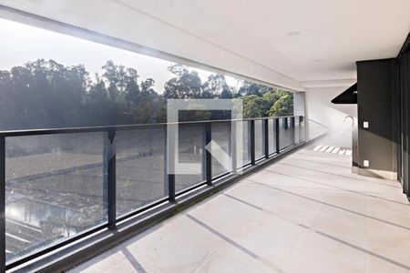 Apartamento à venda com 3 quartos, 186m² em Real Parque, São Paulo