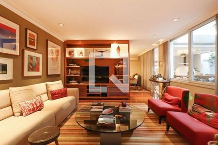 Casa à venda com 3 quartos, 350m² em Butantã, São Paulo