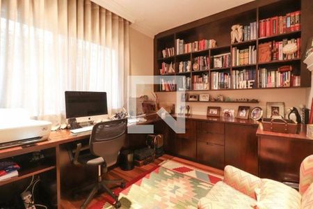 Casa à venda com 3 quartos, 350m² em Butantã, São Paulo