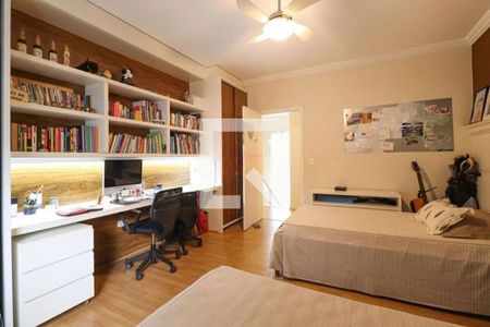 Casa à venda com 3 quartos, 350m² em Butantã, São Paulo