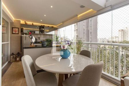 Apartamento à venda com 3 quartos, 238m² em Vila Suzana, São Paulo