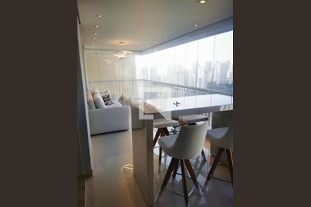 Apartamento à venda com 3 quartos, 223m² em Vila Morumbi, São Paulo