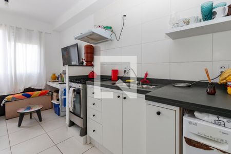 Sala/ Cozinha de apartamento para alugar com 2 quartos, 32m² em Vila Socorro, São Paulo