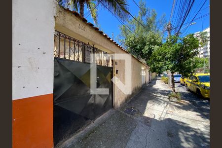 Fachada de casa para alugar com 2 quartos, 75m² em Engenho de Dentro, Rio de Janeiro