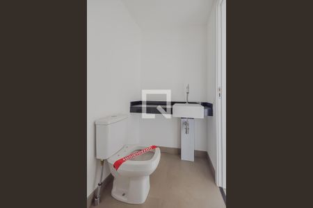 Banheiro de kitnet/studio à venda com 1 quarto, 24m² em Cerqueira César, São Paulo