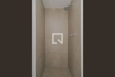 Banheiro de kitnet/studio à venda com 1 quarto, 24m² em Cerqueira César, São Paulo