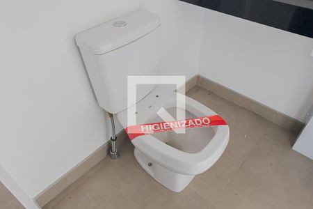 Banheiro de kitnet/studio à venda com 1 quarto, 24m² em Cerqueira César, São Paulo