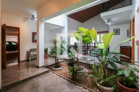 Entrada de casa à venda com 5 quartos, 420m² em Jardim Sao Caetano, São Caetano do Sul