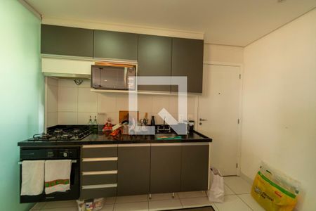 Cozinha de apartamento para alugar com 3 quartos, 109m² em Centro Comercial Jubran, Barueri