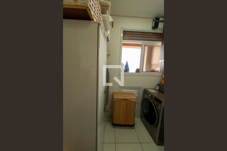 Área de Serviço de apartamento para alugar com 3 quartos, 109m² em Centro Comercial Jubran, Barueri