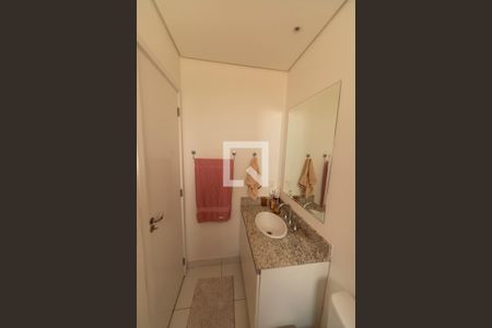 Banheiro suíte de apartamento para alugar com 3 quartos, 109m² em Centro Comercial Jubran, Barueri