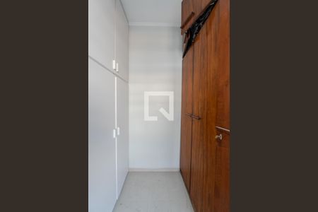Quarto de Serviço de apartamento para alugar com 3 quartos, 126m² em Consolação, São Paulo