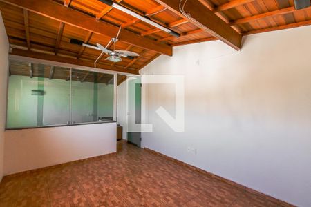 Área comum de casa à venda com 3 quartos, 160m² em Vila Pierina, São Paulo