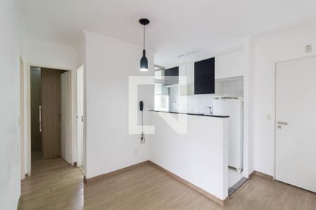 Sala de apartamento para alugar com 2 quartos, 52m² em Vila Carmosina, São Paulo