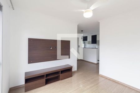 Sala de apartamento para alugar com 2 quartos, 52m² em Vila Carmosina, São Paulo