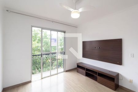 Sala de apartamento para alugar com 2 quartos, 52m² em Vila Carmosina, São Paulo