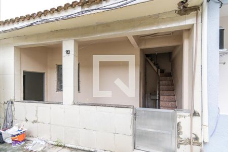 Fachada do imóvel de apartamento para alugar com 1 quarto, 57m² em Penha, Rio de Janeiro
