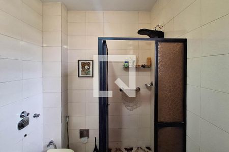 Banheiro de apartamento à venda com 3 quartos, 140m² em Icaraí, Niterói