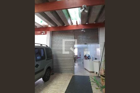 Casa à venda com 1 quarto, 191m² em Parque Gerassi, Santo André