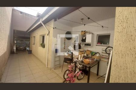 Casa à venda com 3 quartos, 184m² em Vila Carrão, São Paulo
