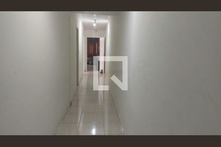 Casa à venda com 3 quartos, 184m² em Vila Carrão, São Paulo