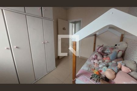 Casa à venda com 3 quartos, 184m² em Vila Carrão, São Paulo