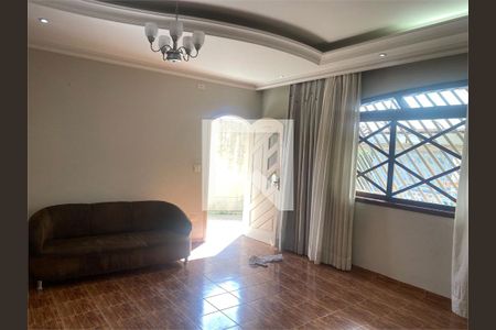 Casa à venda com 6 quartos, 317m² em Cidade Maia, Guarulhos