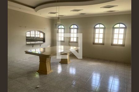 Casa à venda com 6 quartos, 317m² em Cidade Maia, Guarulhos