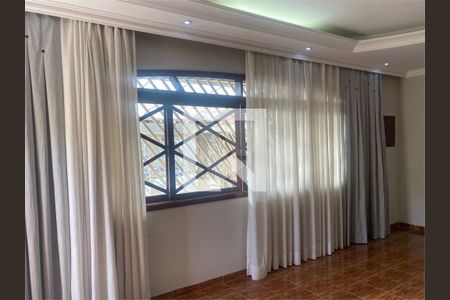 Casa à venda com 6 quartos, 317m² em Cidade Maia, Guarulhos