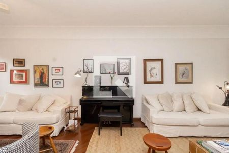 Casa à venda com 4 quartos, 300m² em Indianópolis, São Paulo