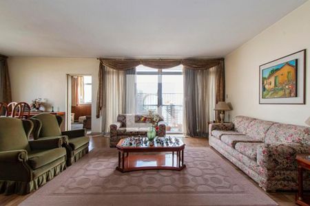Apartamento à venda com 3 quartos, 230m² em Santa Cecilia, São Paulo