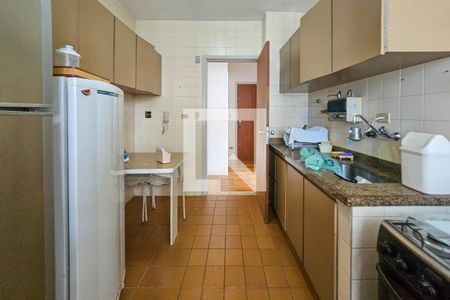 Cozinha de apartamento para alugar com 3 quartos, 156m² em Balneario Cidade Atlantica, Guarujá