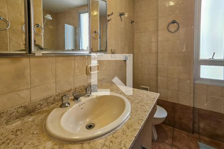 Banheiro 2 de apartamento para alugar com 3 quartos, 156m² em Balneario Cidade Atlantica, Guarujá
