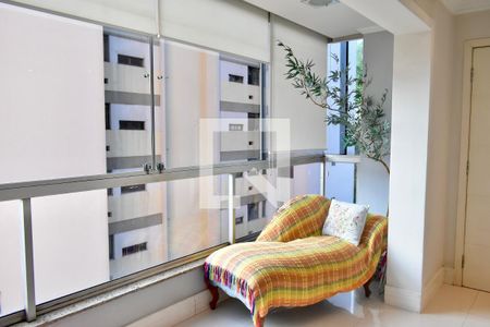 Sala de apartamento à venda com 3 quartos, 134m² em Vila Monte Alegre, São Paulo